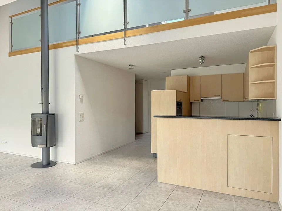 Appartement en duplex attractif et centralement situé avec galerie