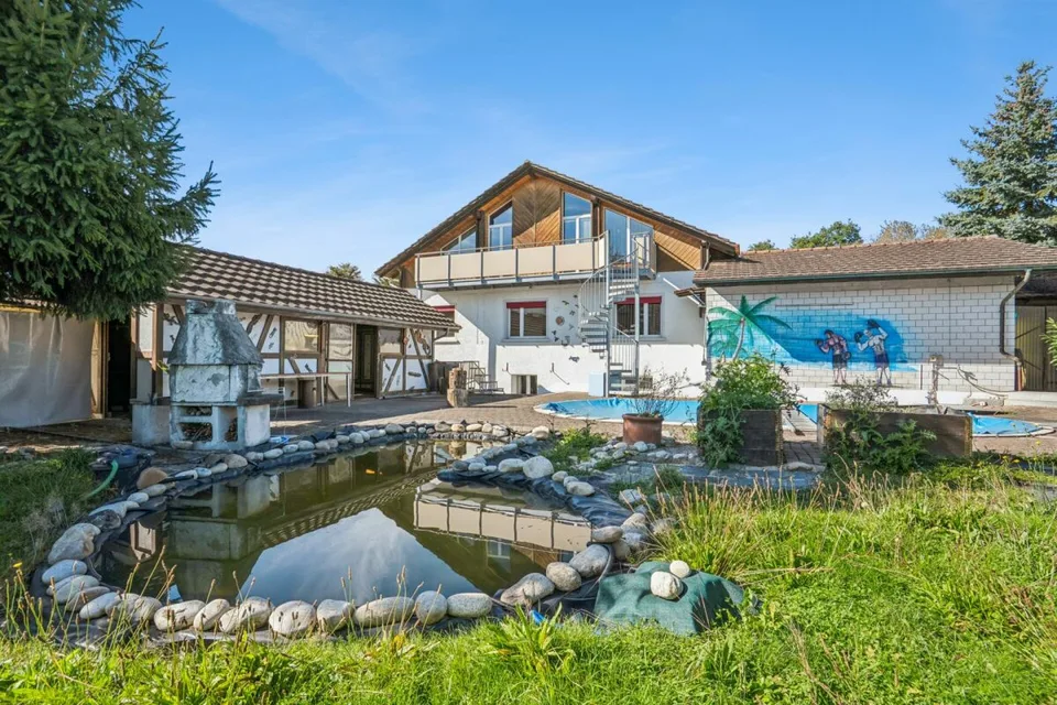 Einfamilienhaus mit grosszügigem Grundstück & vielseitigen Nutzungsmöglichkeiten