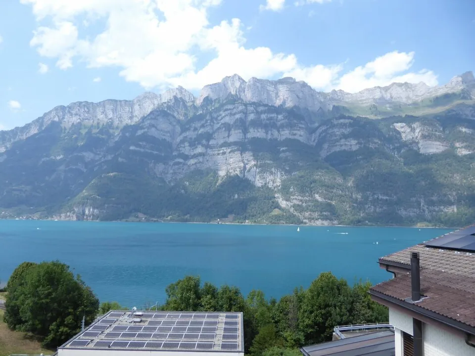 Casa unifamiliare 4 1/2 locali con vista lago attraente