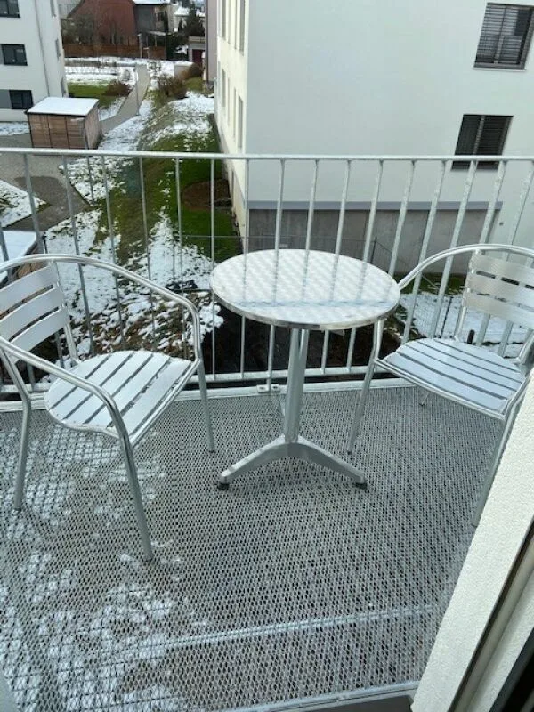 Charmantes möbliertes Appartement mit Balkon in Kleinwohnanlage
