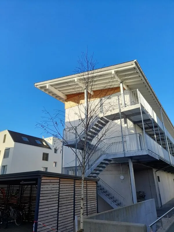 Charmantes möbliertes Appartement mit Balkon in Kleinwohnanlage