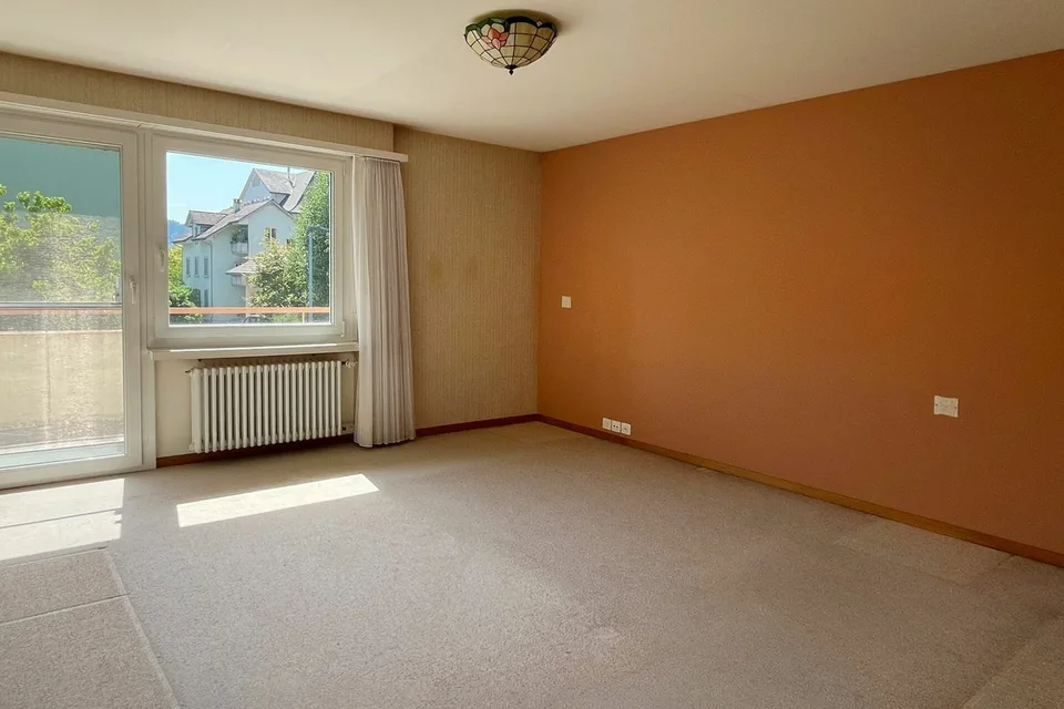 Einfamilienhaus mit Garten in einem ruhigen Wohnquartier