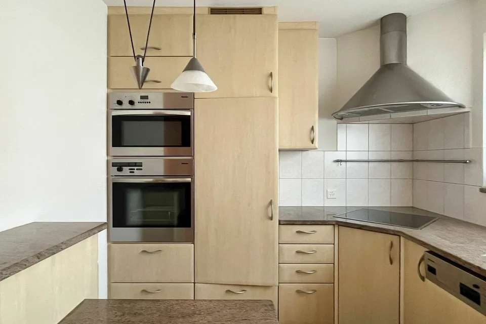 Einfamilienhaus mit Garten in einem ruhigen Wohnquartier