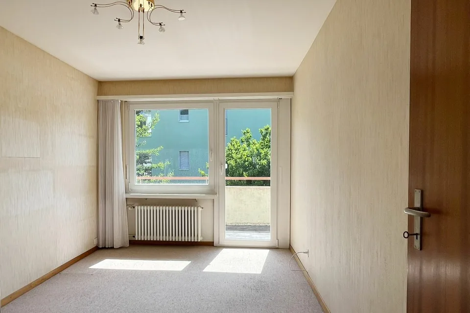 Einfamilienhaus mit Garten in einem ruhigen Wohnquartier