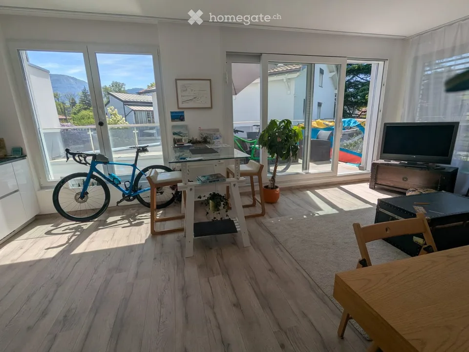 Appartement avec terrasse au Grand-Lancy 3 min à pied de la gare Lancy Bachet
