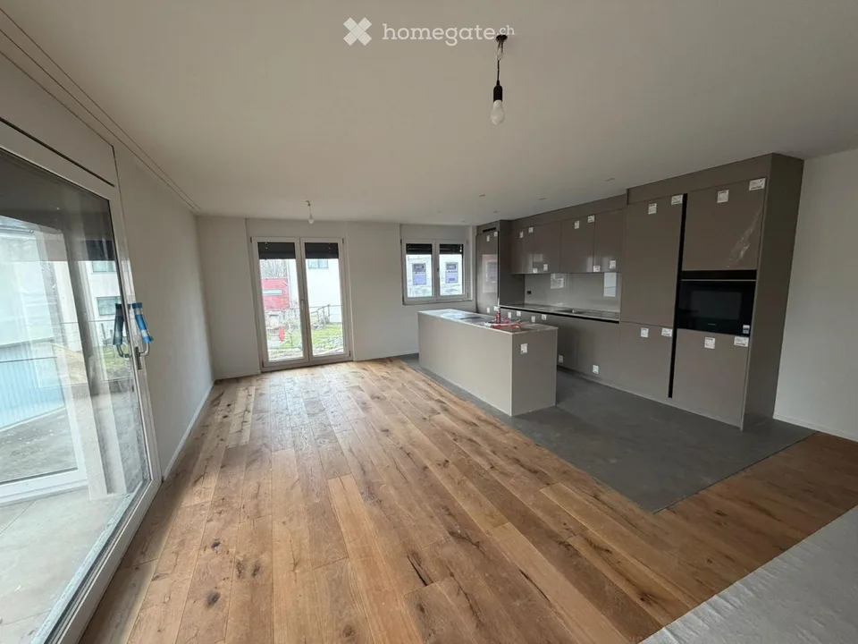 4.5 Room Apartment