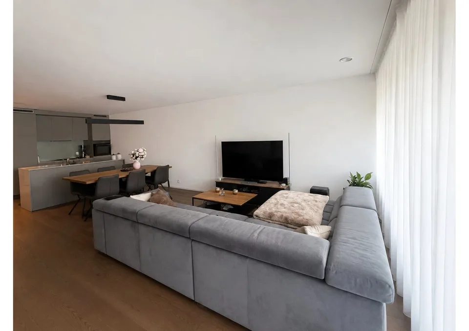 La tua nuova casa – moderna, spaziosa e centrale