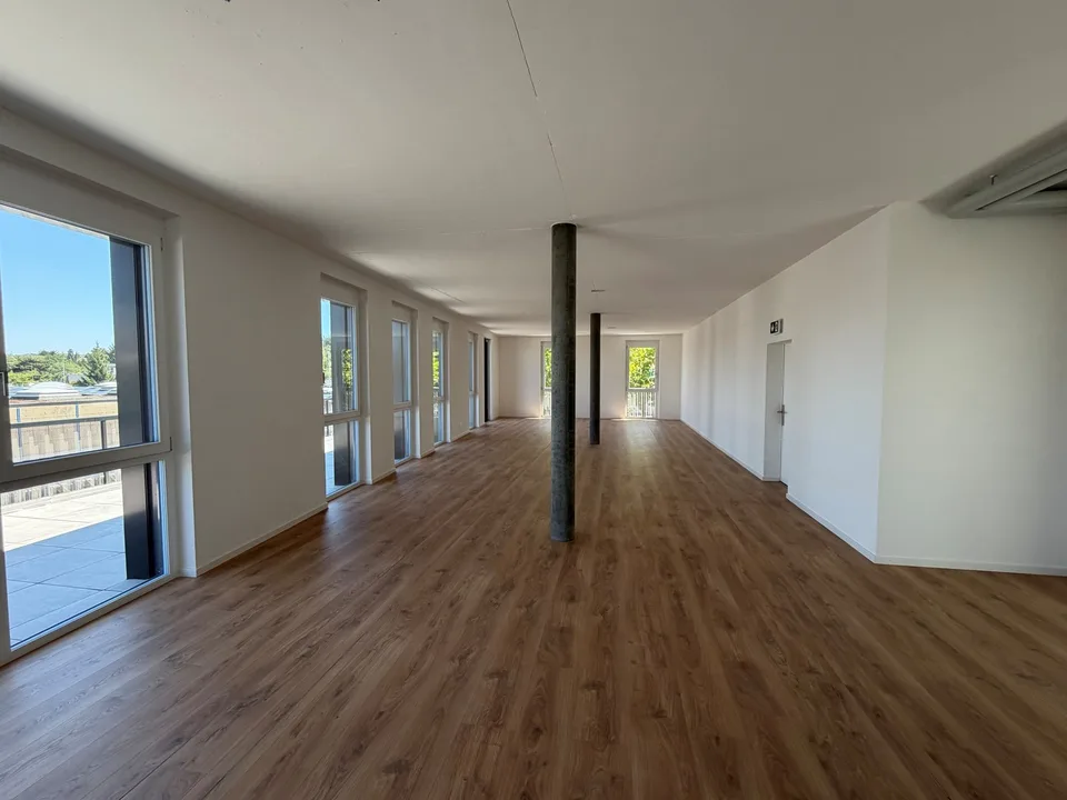 716m² office, 1052 Le Mont-sur-Lausanne