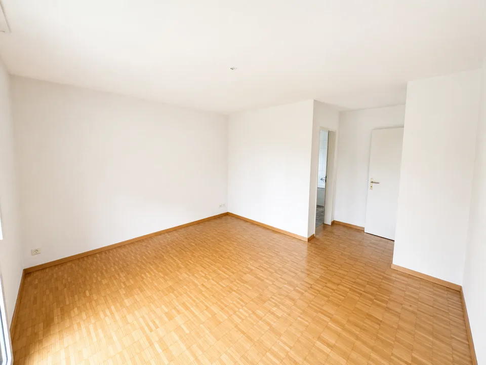 Attraktive 3,5-Zi. Gartenwohnung in ruhigem und gepflegtem Wohnquartier