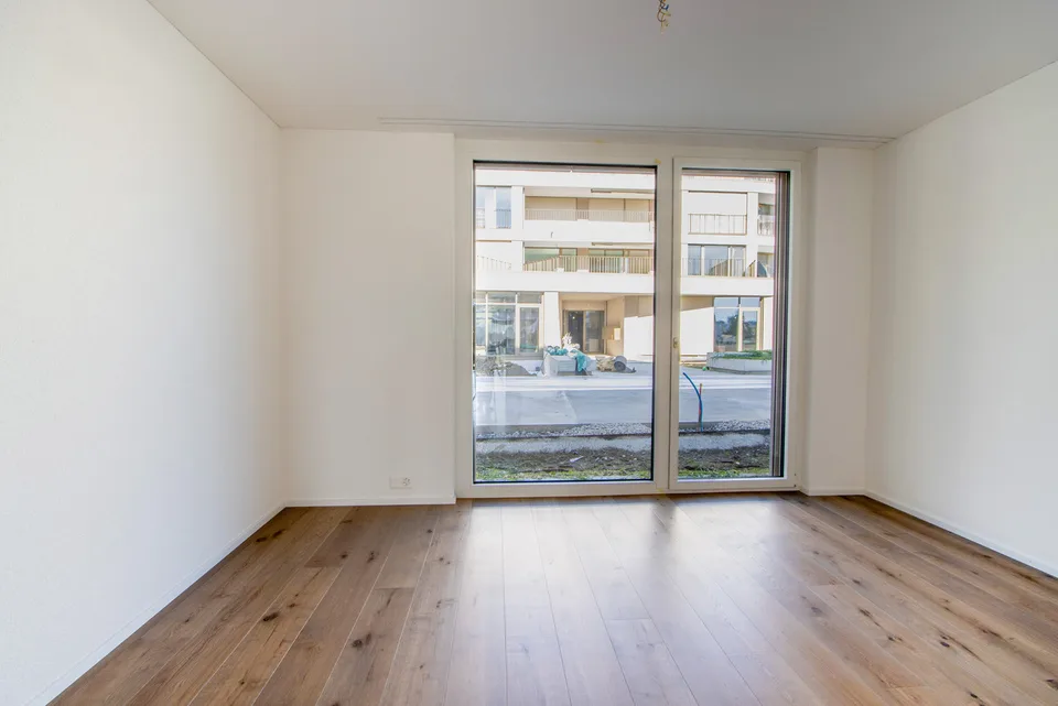 Traumhafte 4.5-Zimmer Erdgeschosswohnung in unmittelbarer Seenähe!