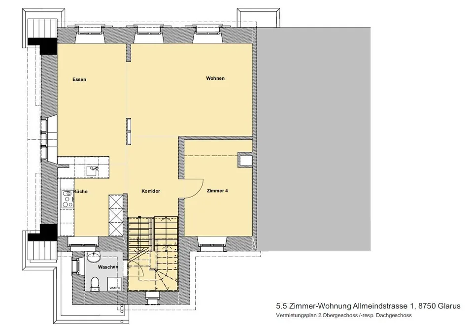Appartamento in attico di 5,5 locali nel centro di Glarus con terrazza spaziosa