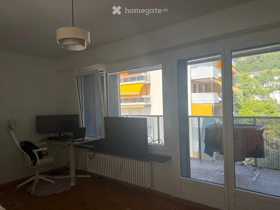 Spacious 5.5-room apartment with 3 terraces & lake view – in the heart of Montreux