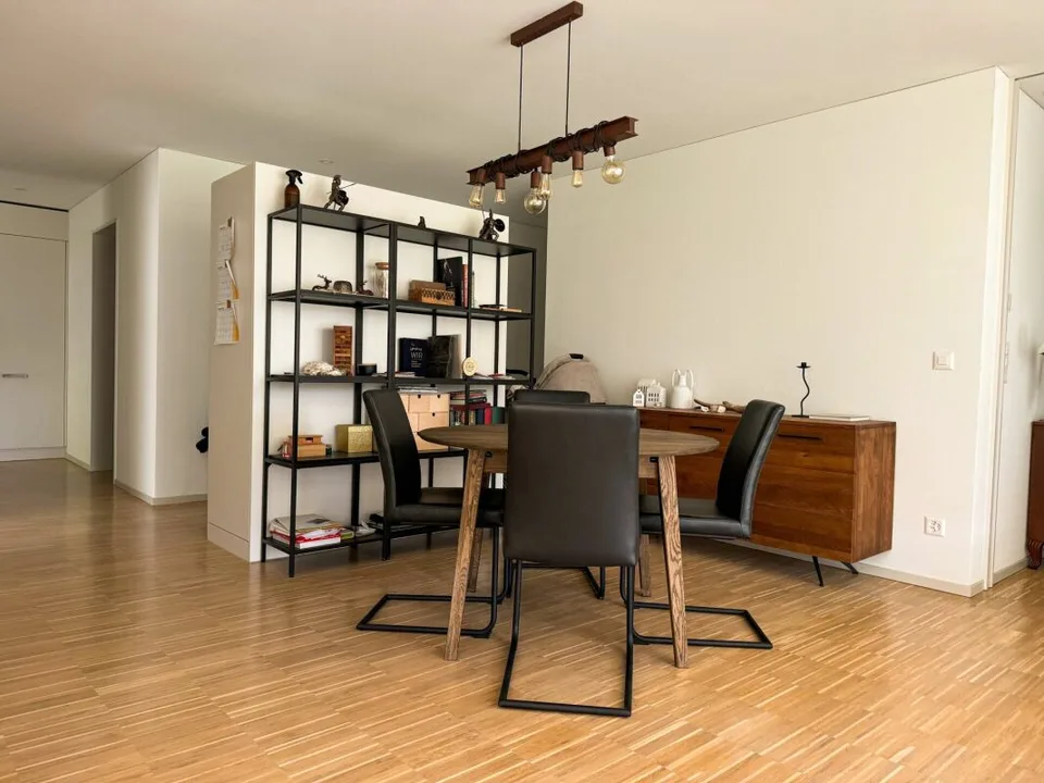 Brand new 3.5 room apartment in the popular "Langrüti" development for rent!