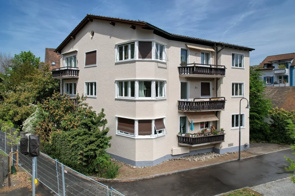 Exklusive 3.5-Zimmer-Wohnung im Seefeld - direkt am See