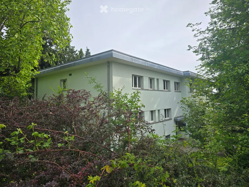 3.5 and 4.5-room garden apartments: Comfortable living in Zumikon