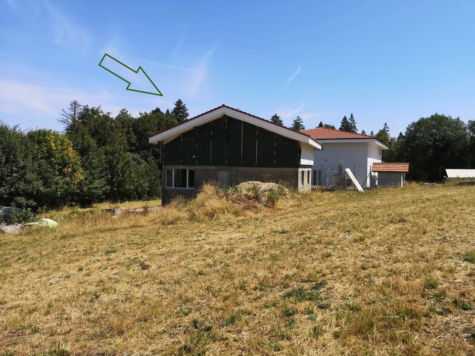 4,5-Zimmer-Haus + Mezzanin am Stadtrand von Saignelégier, wird komplett verkauft