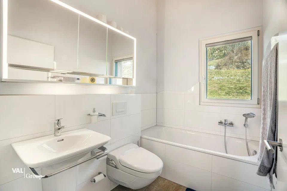 Exclusive, furnished house with Alpine panorama for year-round rent