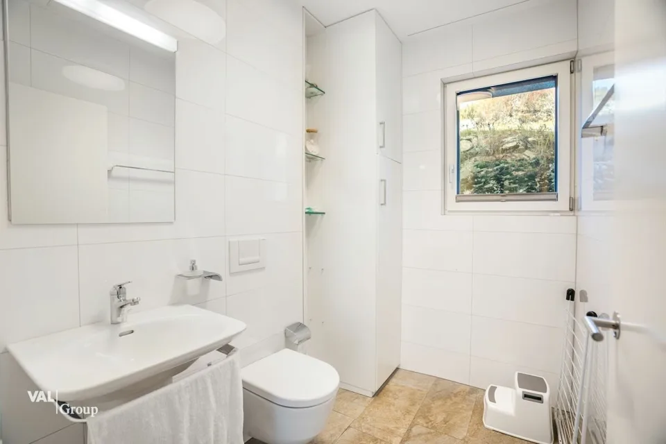 Exclusive, furnished house with Alpine panorama for year-round rent