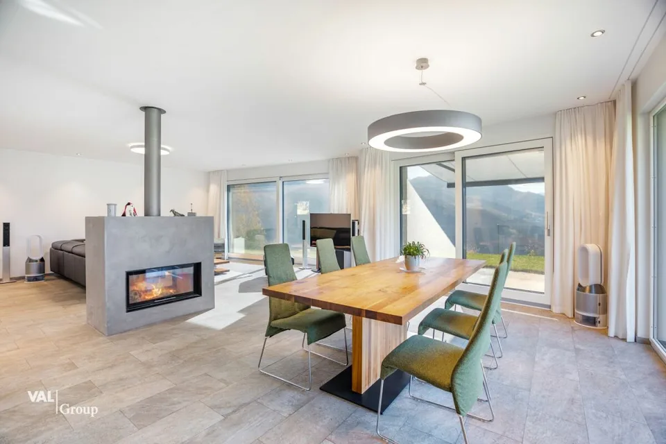 Exclusive, furnished house with Alpine panorama for year-round rent