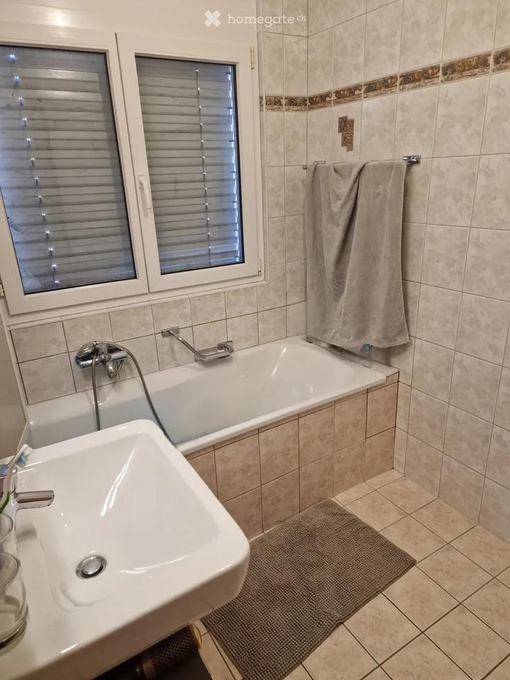 Sehr schönes 3.5-Zimmer-Apartment in Bramois – Foto 3 von 5