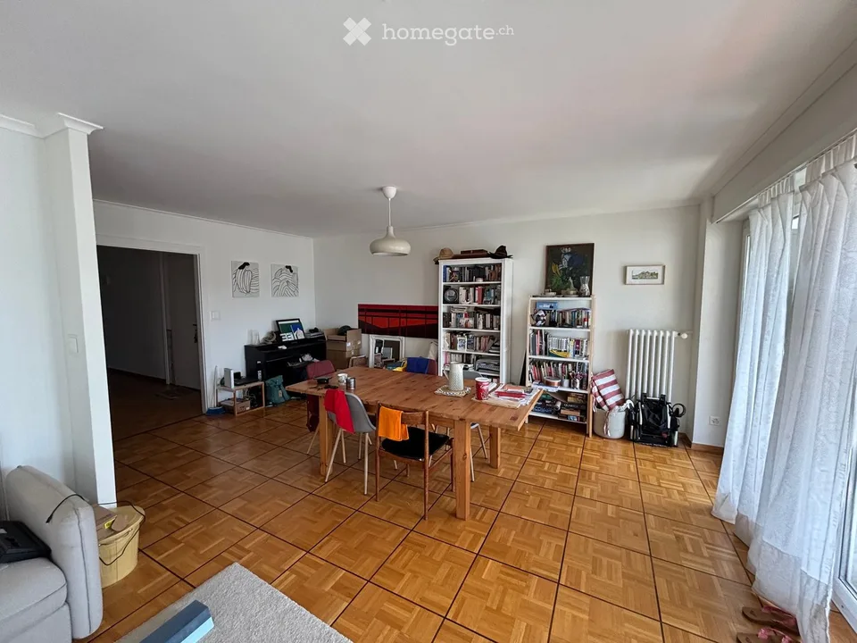 4.5p apartment near Lausanne train station (reprise de bail)