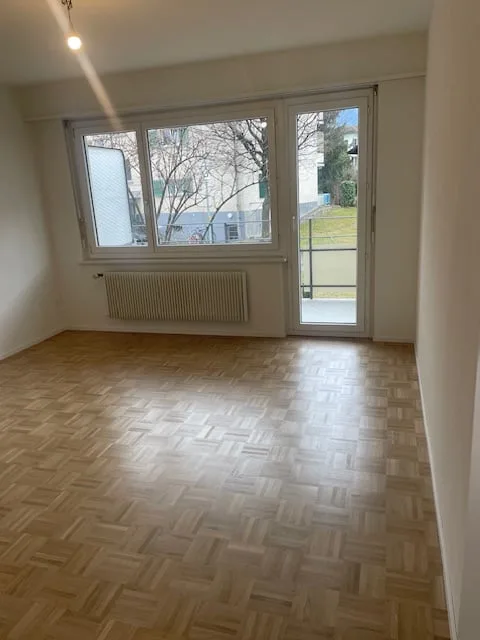 Habiter agréablement après rénovation complète. Veuillez appeler !