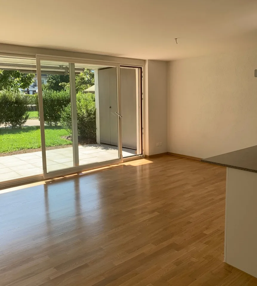 Grosszügige Gartenwohnung bei Naherholungsgebiet Reuss