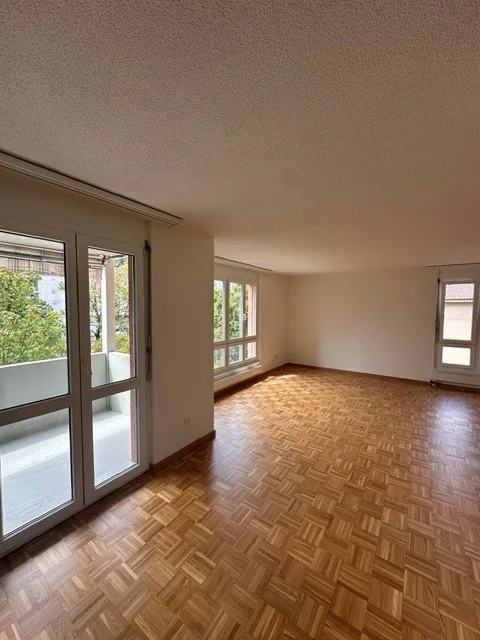 Grosse 3.5-Zimmer-Wohnung mit Balkon