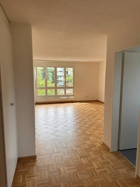 Grosse 3.5-Zimmer-Wohnung mit Balkon