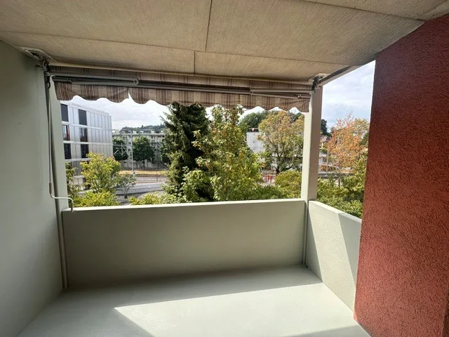 Grosse 3.5-Zimmer-Wohnung mit Balkon