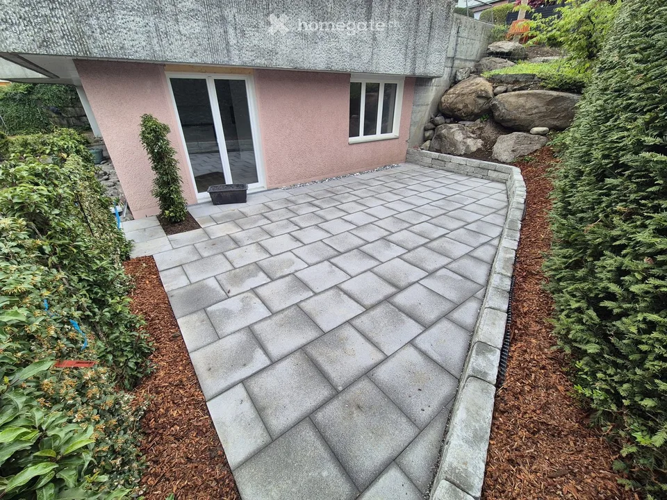 Modern 2.5-room ground-floor apartment with terrace (30m2) in Schmerikon