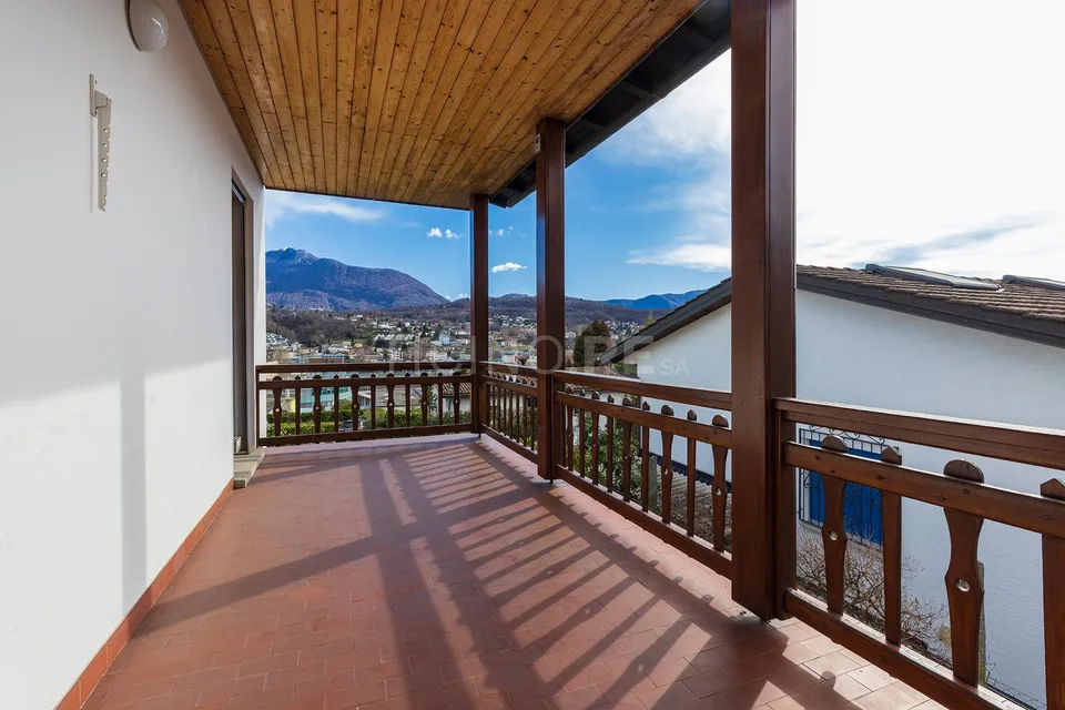 Spacious single-family house in a quiet residential area of Manno
