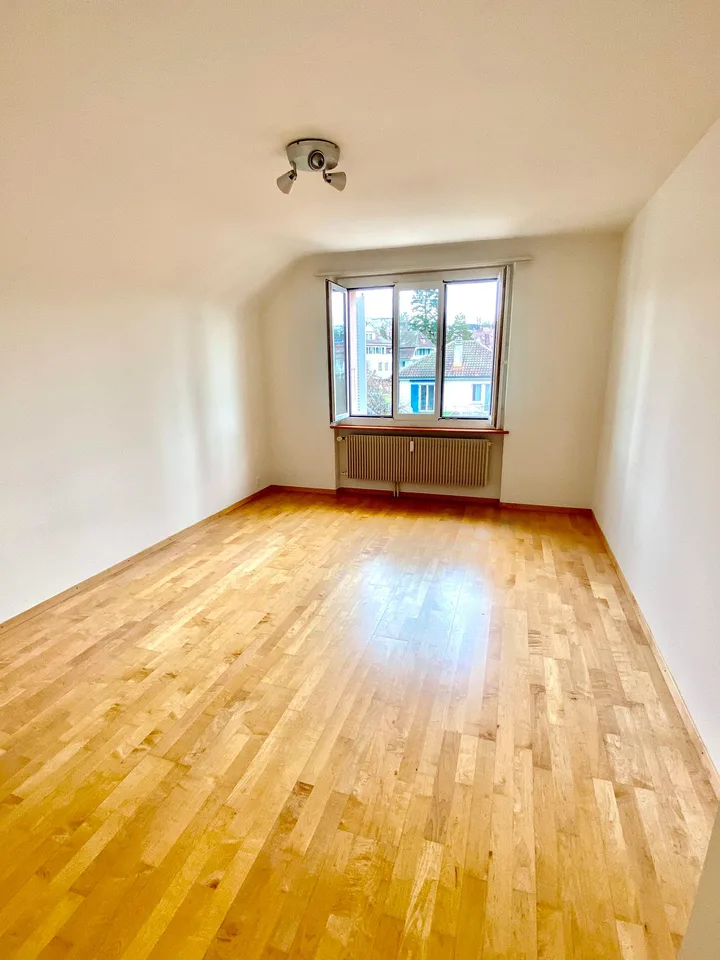 Beautiful, spacious 3-room apartment for rent in a central location in Muri near Bern