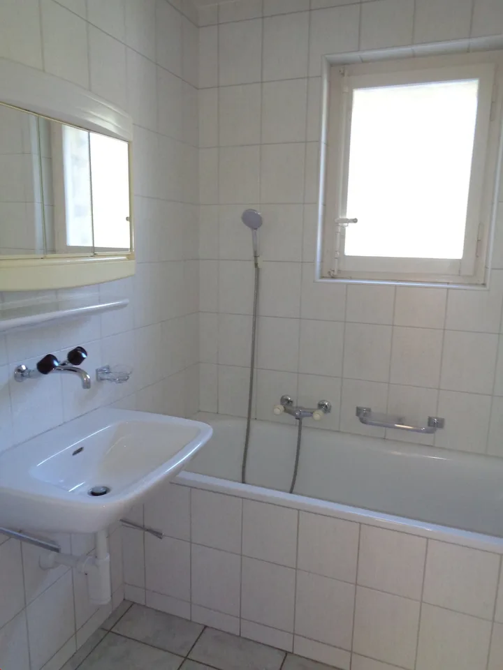 Apartment located in a small building with 5 apartments