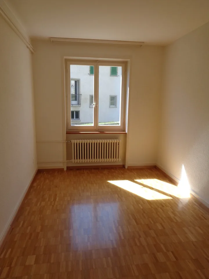 Apartment located in a small building with 5 apartments