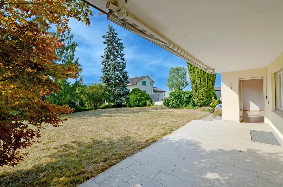 Maison avec deux unités d'habitation en centre-ville
