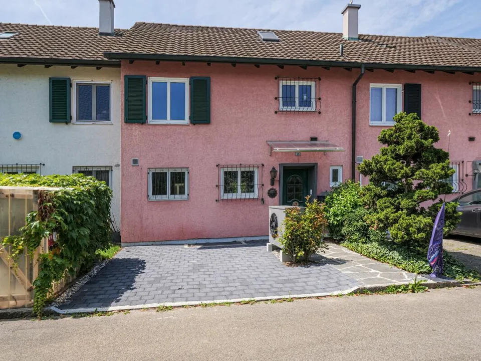 Arrive and feel good - renovated family house in a quiet location