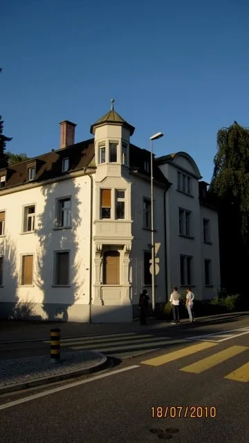Incantevole appartamento di 5,5 locali in un edificio storico su Freiestrasse a Weinfelden