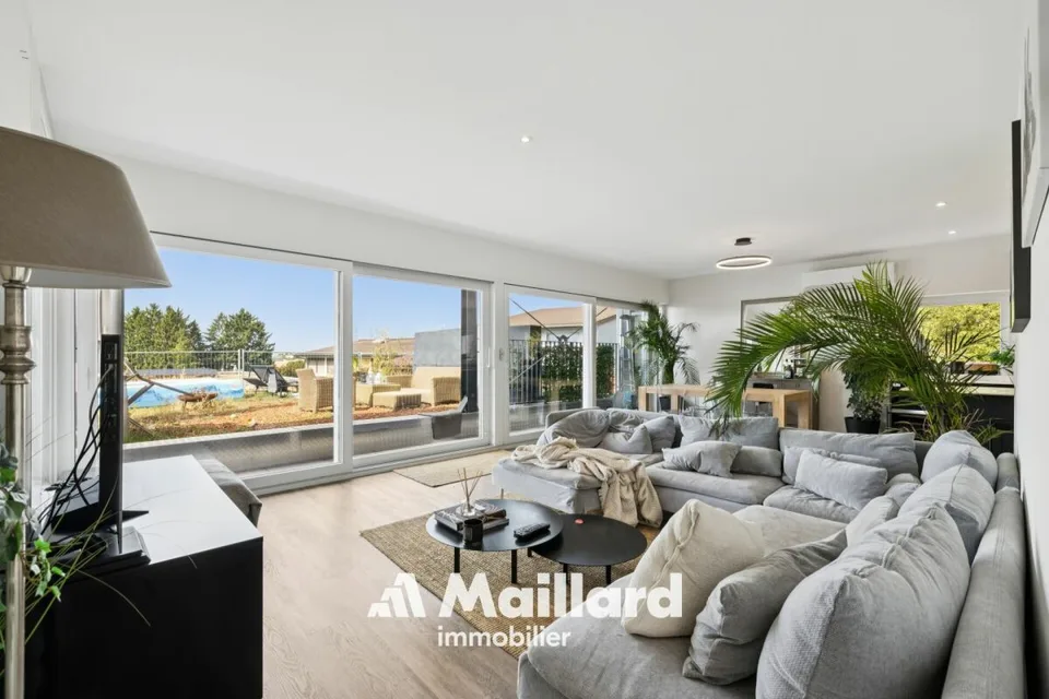 Superba attico contemporaneo con terrazza privata di oltre 100 m²
