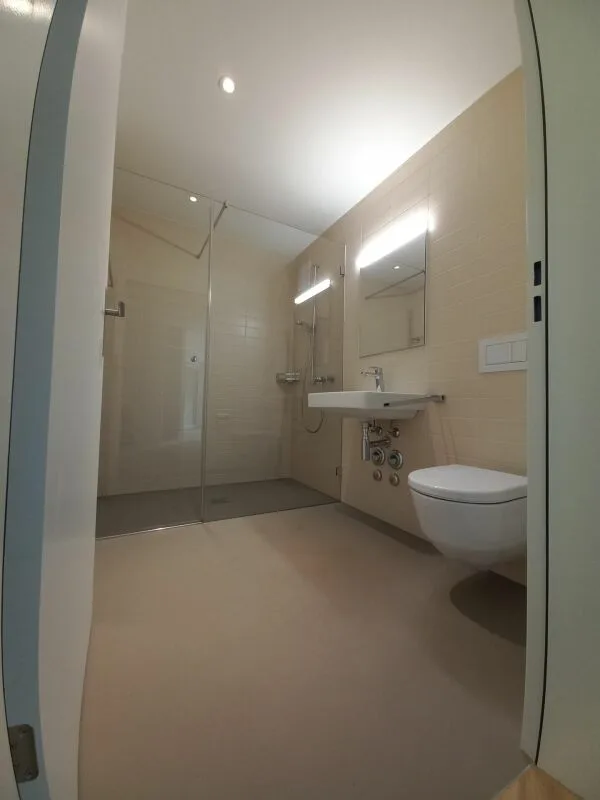 Grosszügige 3.5 Zimmerwohnung