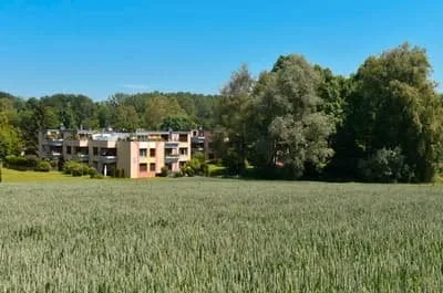 Charmante 2.5-Zimmer-Wohnung mit Gartensitzplatz  ab sofort