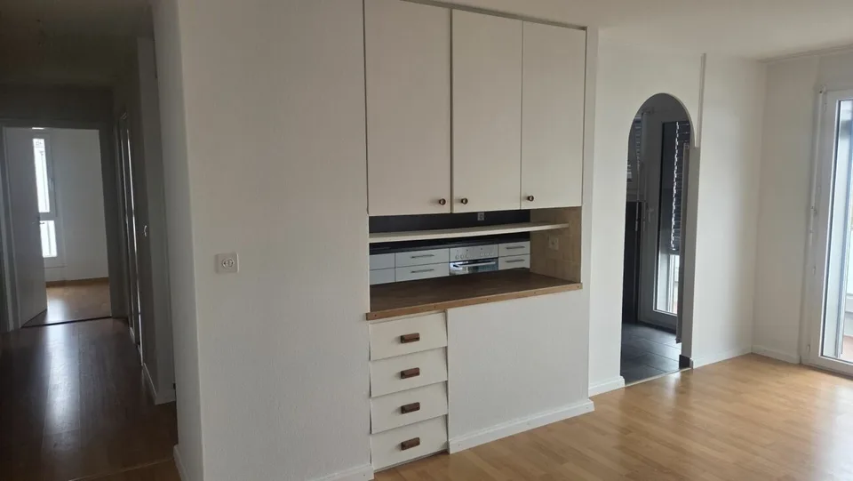 Beautiful 4.5-room apartment in quiet neighborhood!