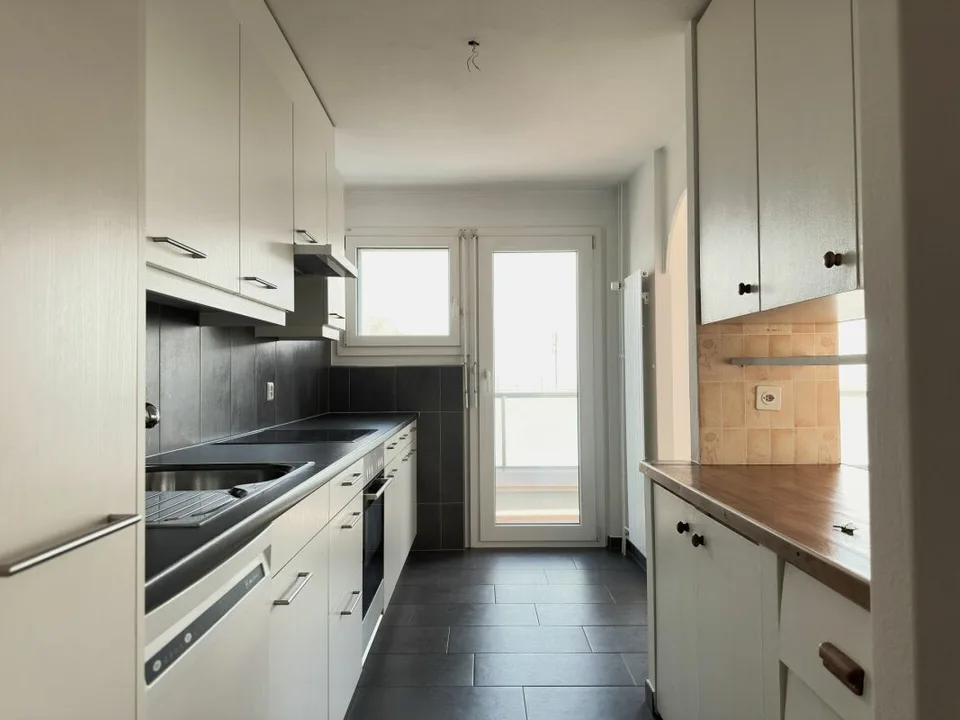 Beautiful 4.5-room apartment in quiet neighborhood!