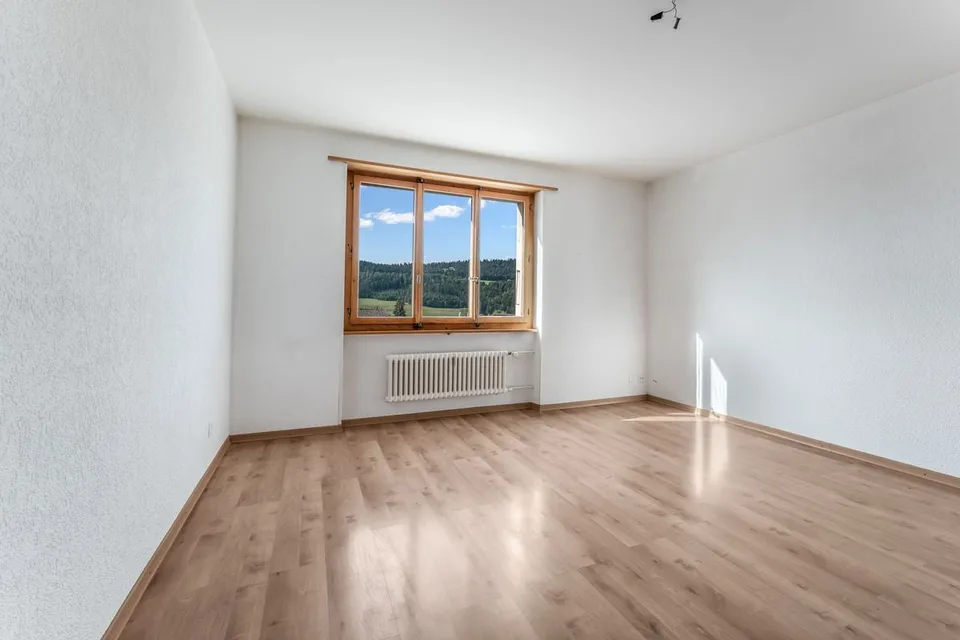 Apartment in PPE with 4.5 rooms and an individual garage