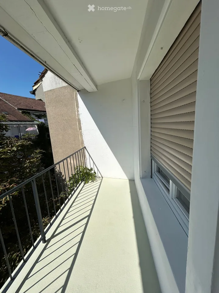 Schöne Dachgeschoß Wohnung mit Charme