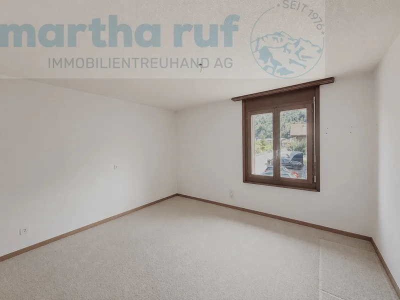 Behagliche 2.5- Zimmer Ferienwohnung mit Cheminée und Balkon