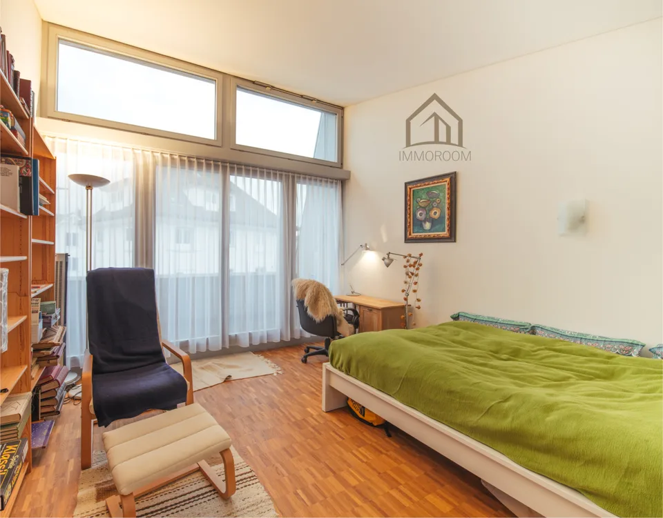 Attractive semi-detached house in a preferred residential area