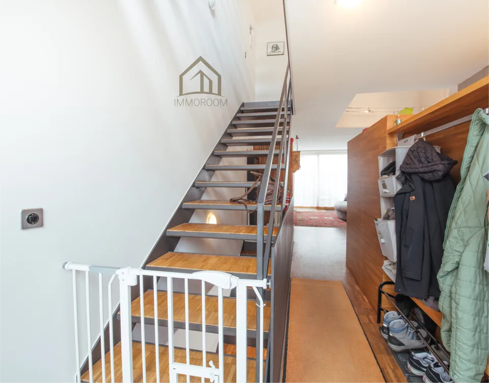 Attractive semi-detached house in a preferred residential area