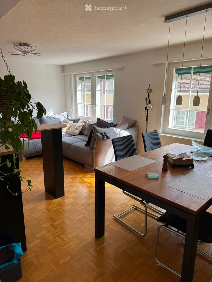 Affascinante appartamento di 4,5 locali in un edificio storico – Bremgarten AG