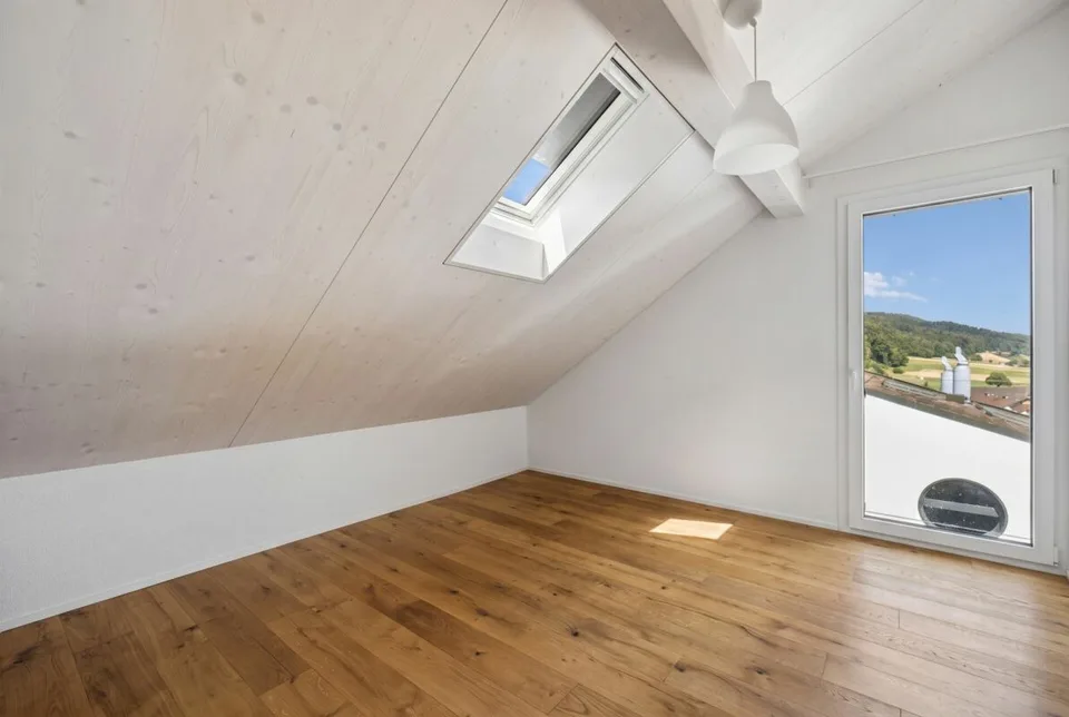 5.5-Zimmer-Maisonettewohnung mit Weitsicht ins Limmattal